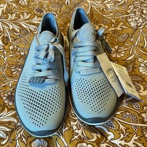 Brand new Crocs Lite